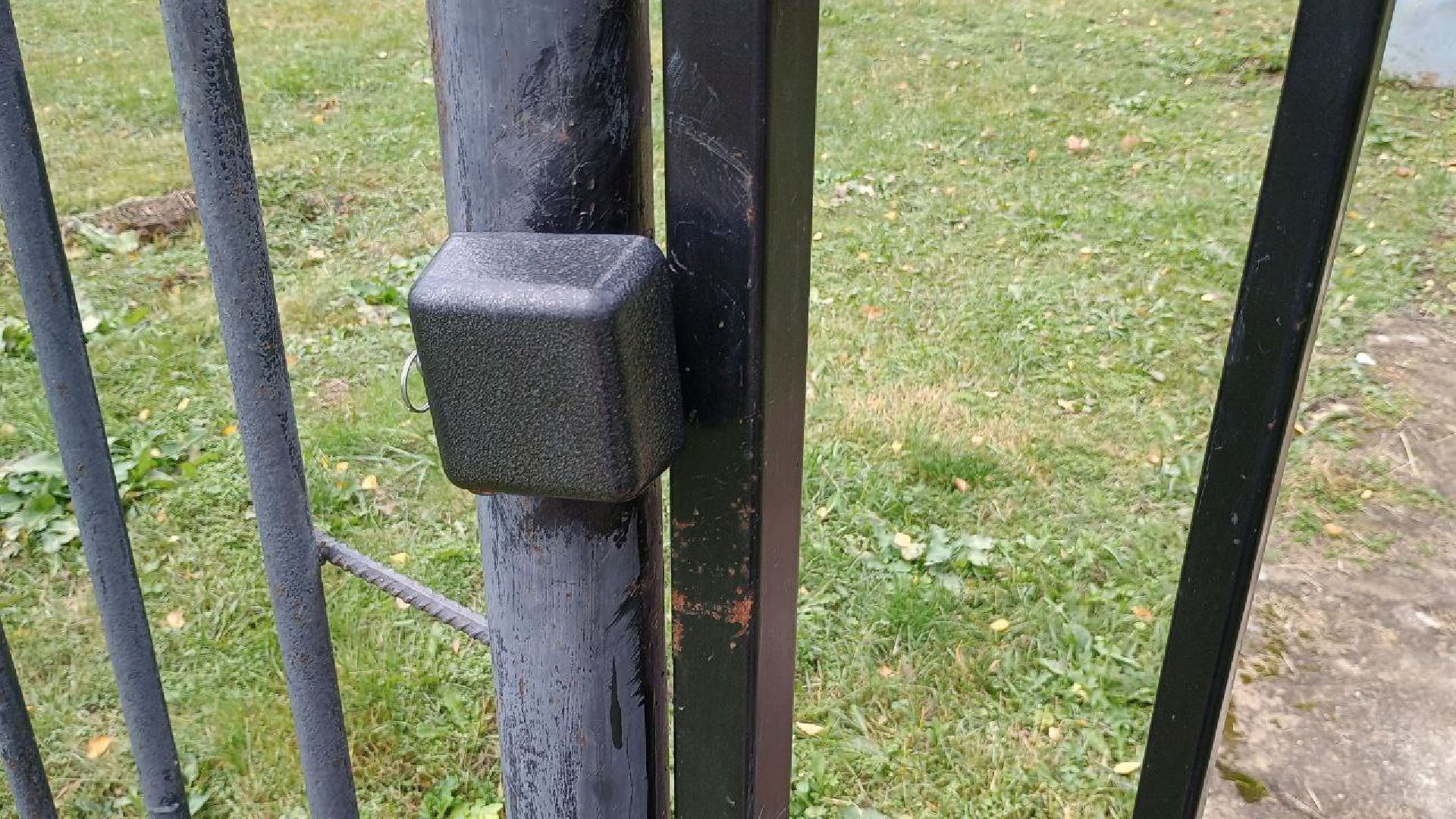 Городское кладбище, Лобня, выездная администрация, Калитка,