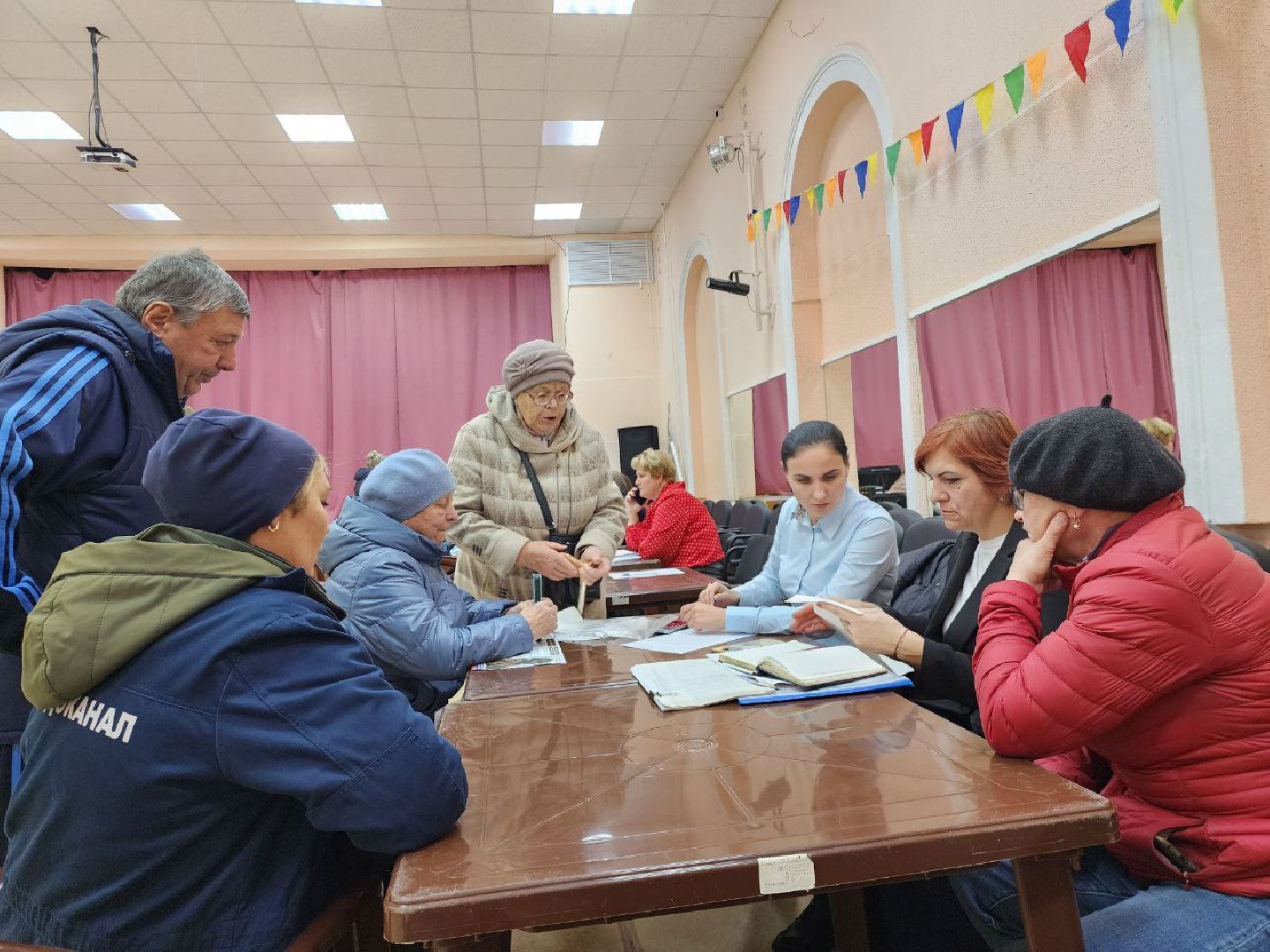 можайск, можайский городской округ, подмосковье, выездная администрация, просьба жителей, ямочный ремонт, ремонт дороги, внутриквартальная дорога,план ремонта дорог,