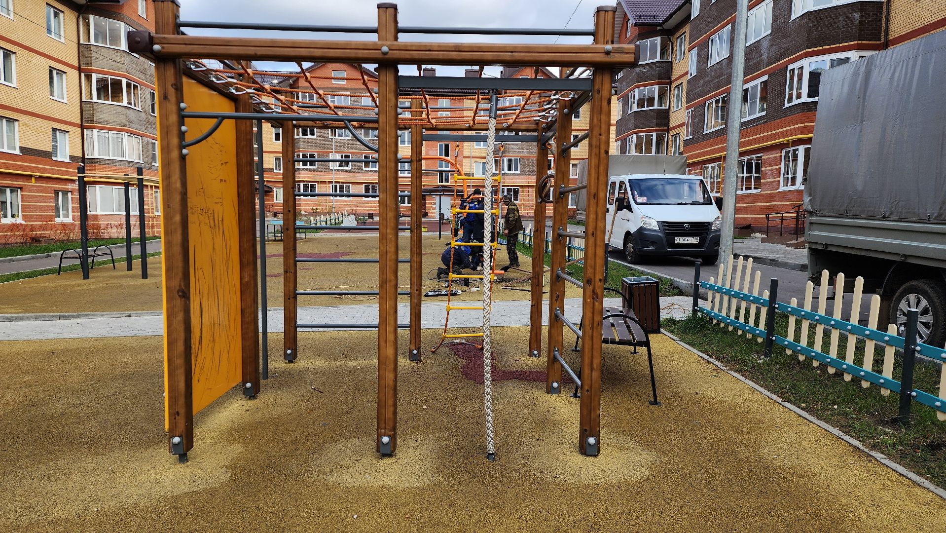 спортивная площадка, спорт - это жизнь, общество,