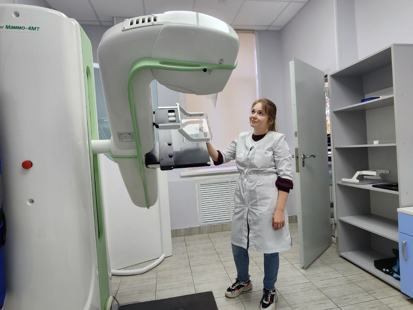 Чехов, Чеховская больница, поликлиника на улице Пионерской, маммография, молочные железы, диагностика, обследование, госпрограмма Московской области Здравоохранение,