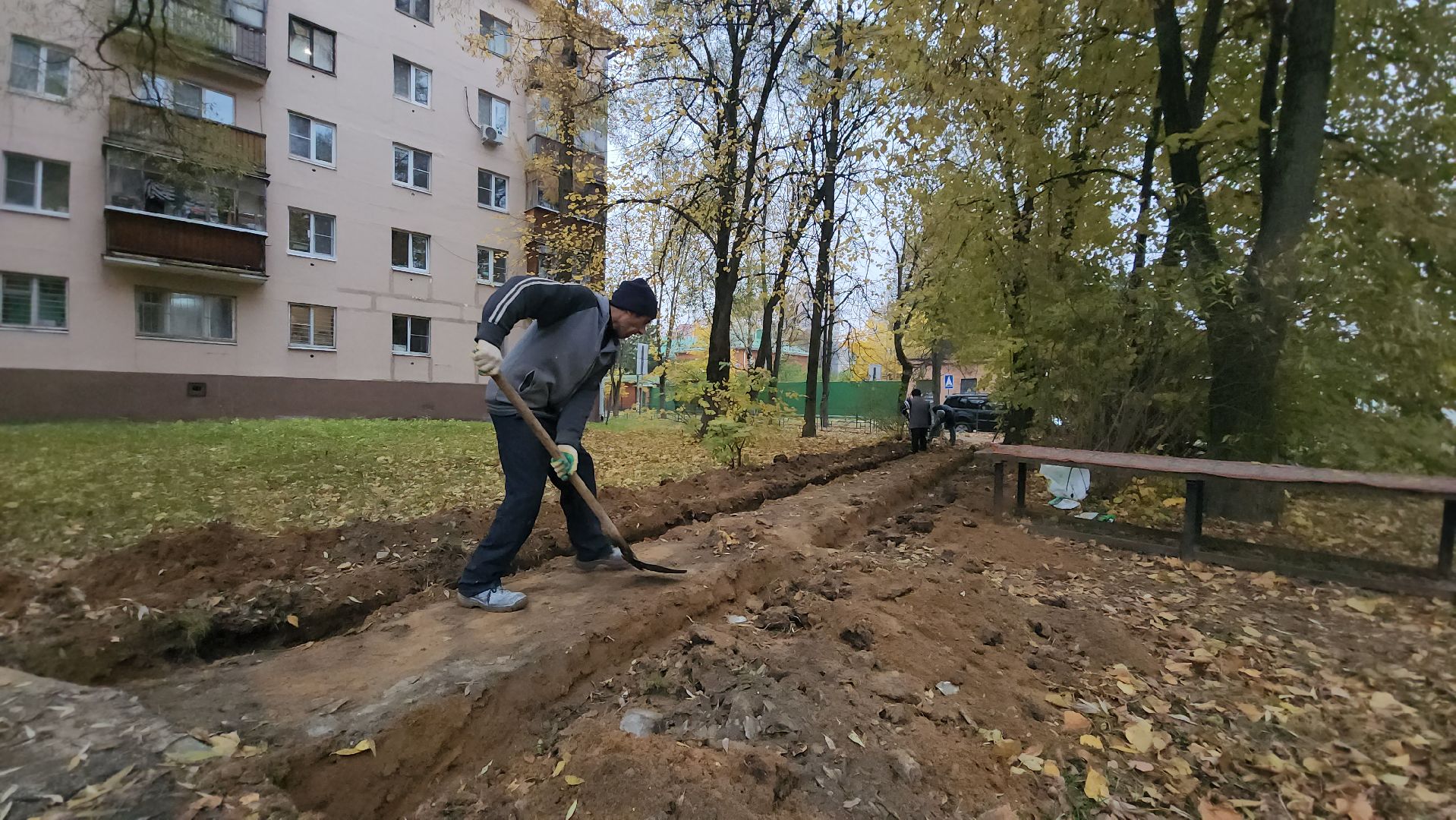 Благоустройство, ремонт дорог во дворах, тротуар,