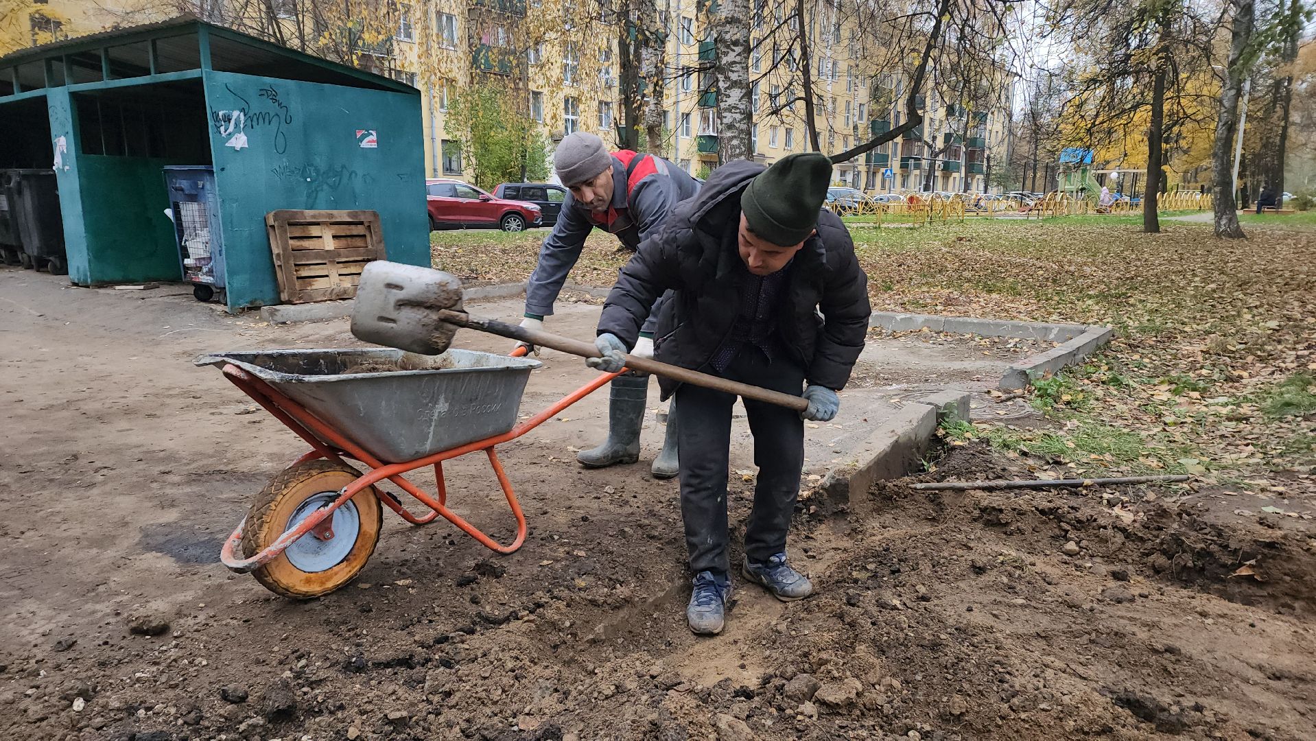 Благоустройство, ремонт дорог во дворах, тротуар,