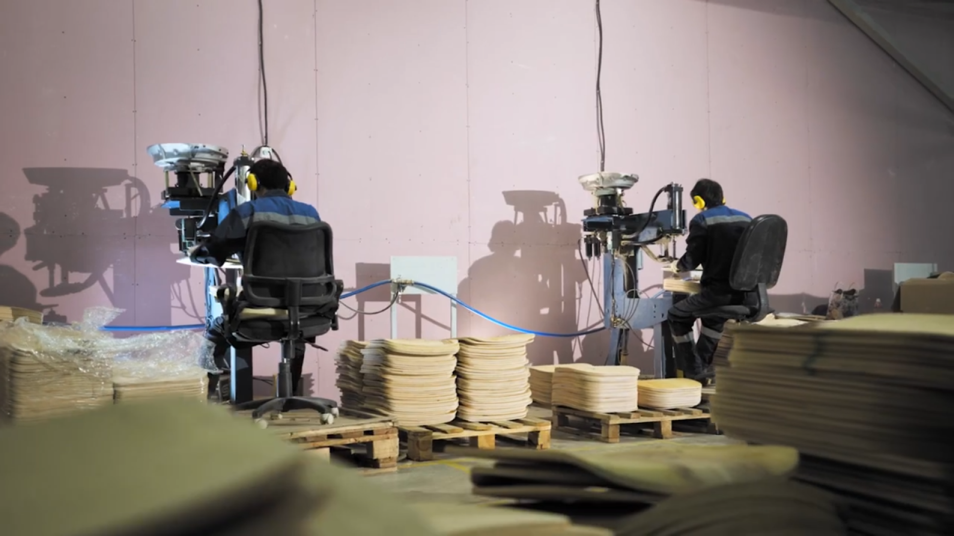 Чехов, фабрика Бюрократ, производство офисных кресел, компьютерные кресла, стулья, мебель, развитие производства,