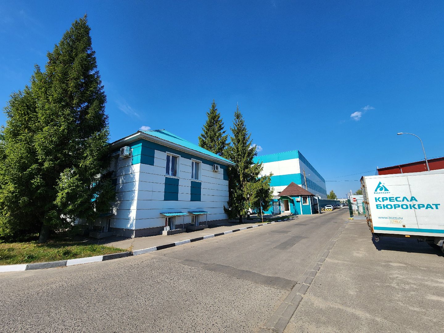 Чехов, фабрика Бюрократ, производство офисных кресел, компьютерные кресла, стулья, мебель, развитие производства,