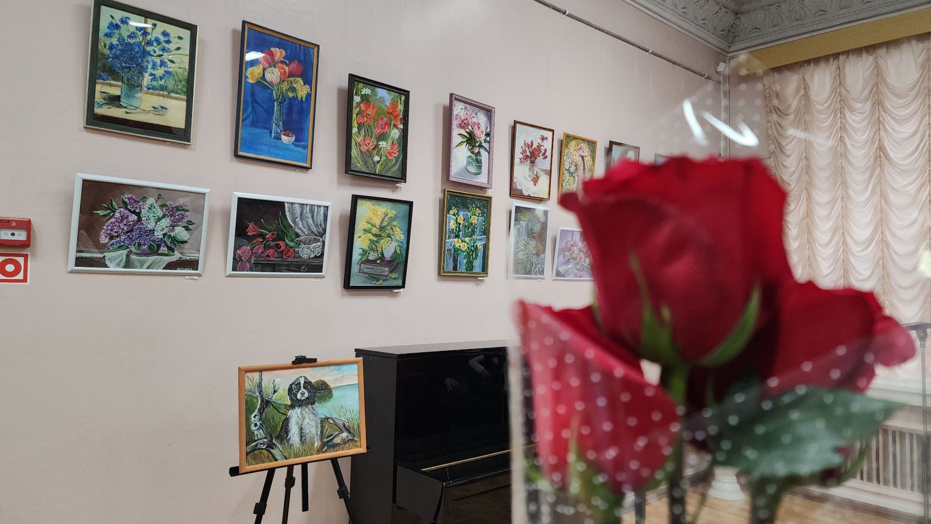 электросталь, культура подмосковья, культура электростали, художник, библиотека, библиотека паустовского, выставка картин,