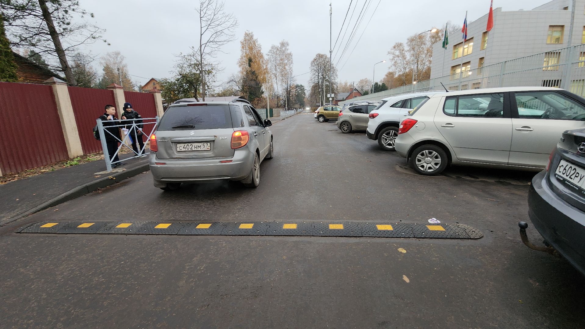 пушкинский, заветы ильича, ремонт дорог, безопасное движение, школа 2, школьники, светофор у школы, дорожная разметка, ограждение,лежачие полицейские,