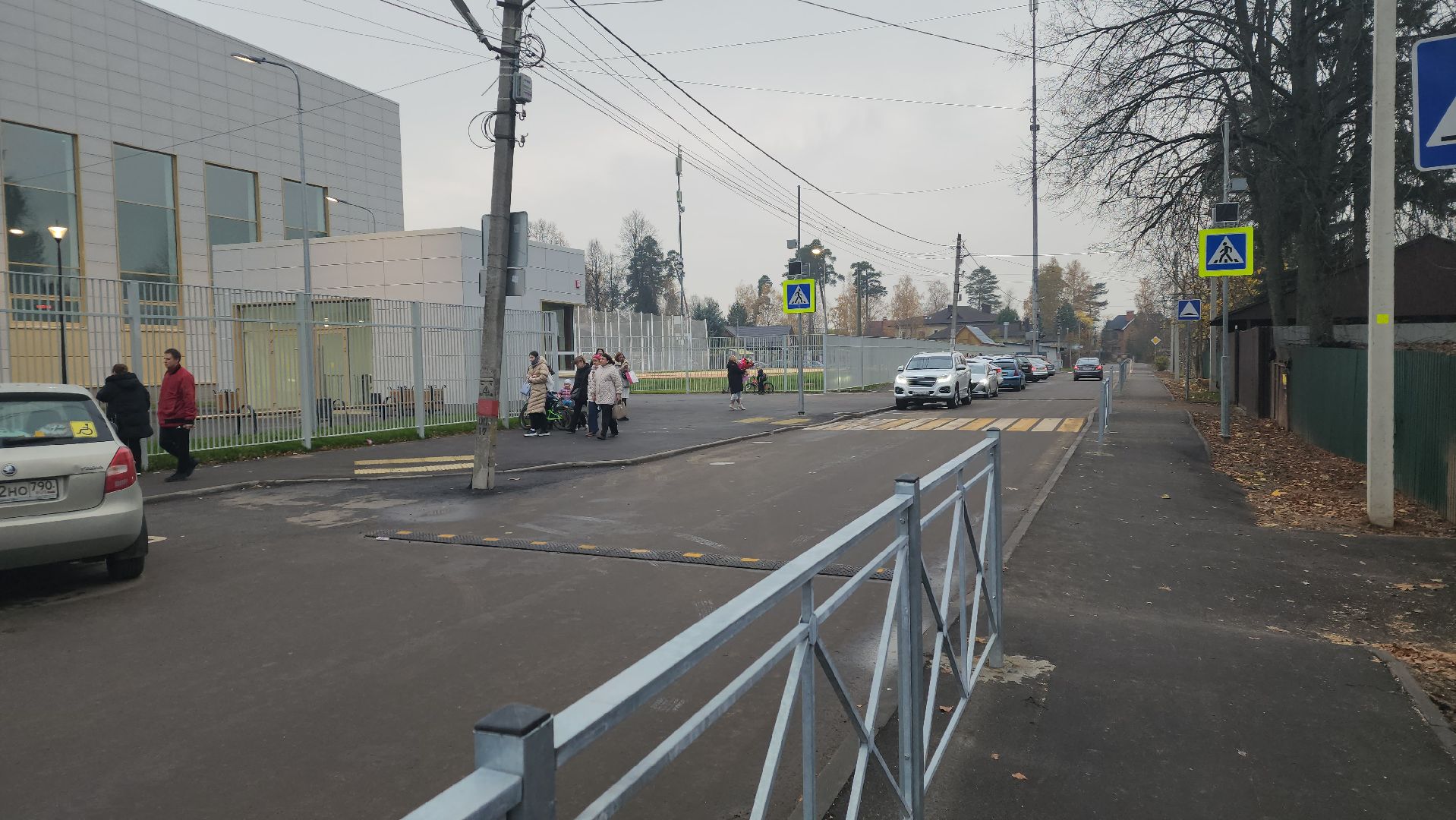 пушкинский, заветы ильича, ремонт дорог, безопасное движение, школа 2, школьники, светофор у школы, дорожная разметка, ограждение,лежачие полицейские,