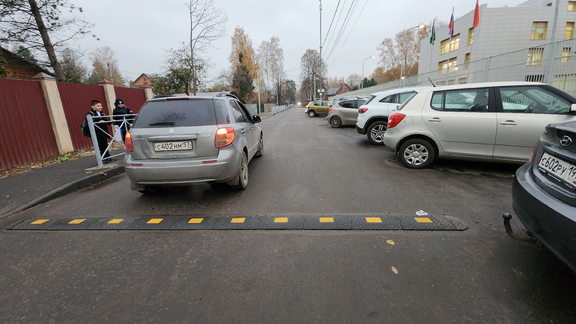 пушкинский, заветы ильича, ремонт дорог, безопасное движение, школа 2, школьники, светофор у школы, дорожная разметка, ограждение,лежачие полицейские,