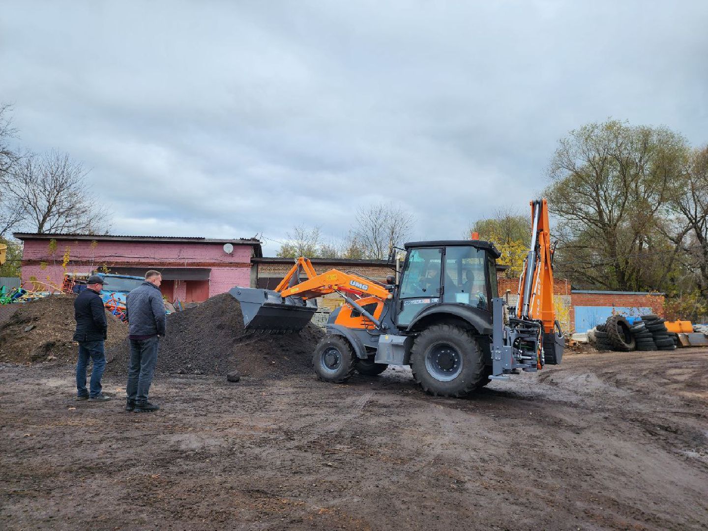 можайск, можайский городской округ, подмосковье, уборка снега, новая техника, губернатор мо, обновления парка техники, трактор, зима, содержание дорог,