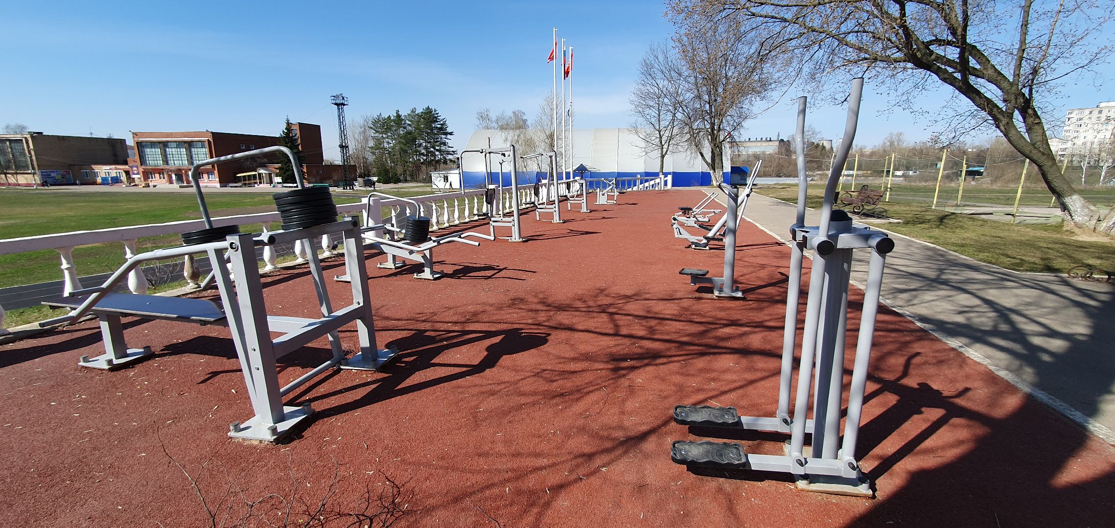 Стадион, благоустройство, уборка мусора, Дзержинский