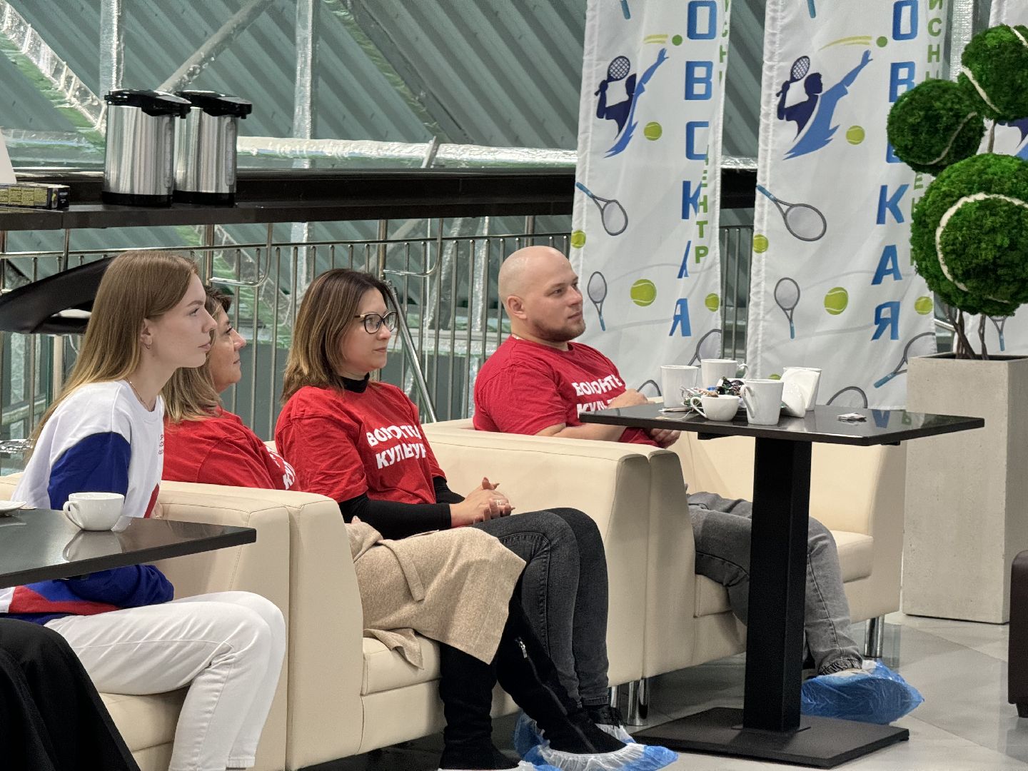 волонтер, волонтерская деятельность, волонтеры, шаховская,