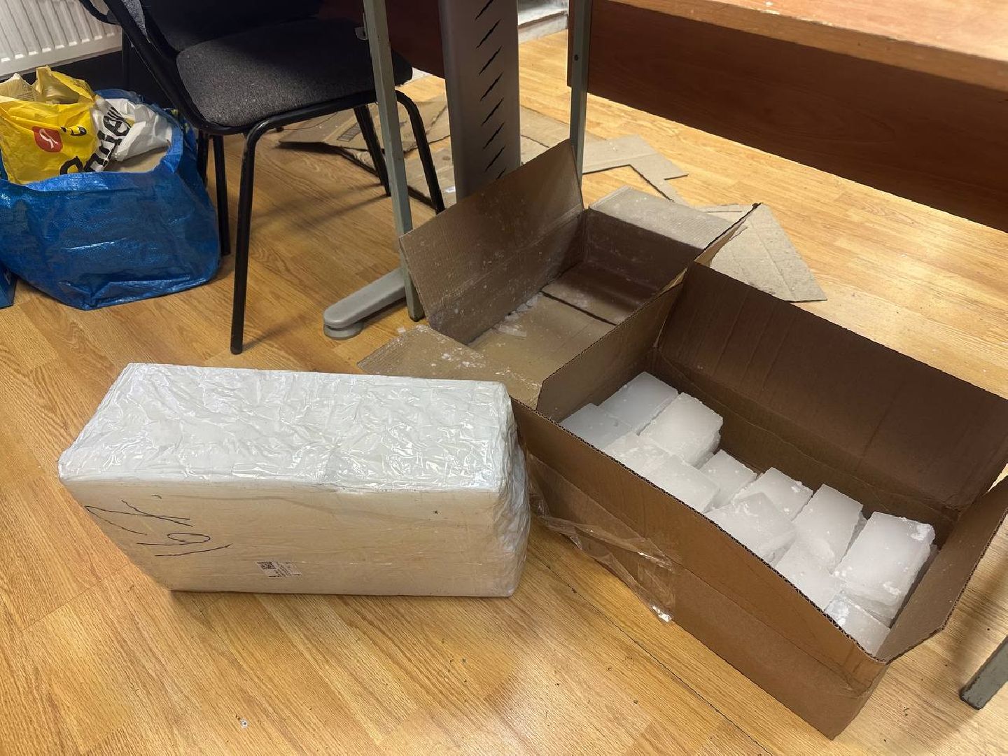 окопные свечи, поддержка бойцов сво, волонтеры,