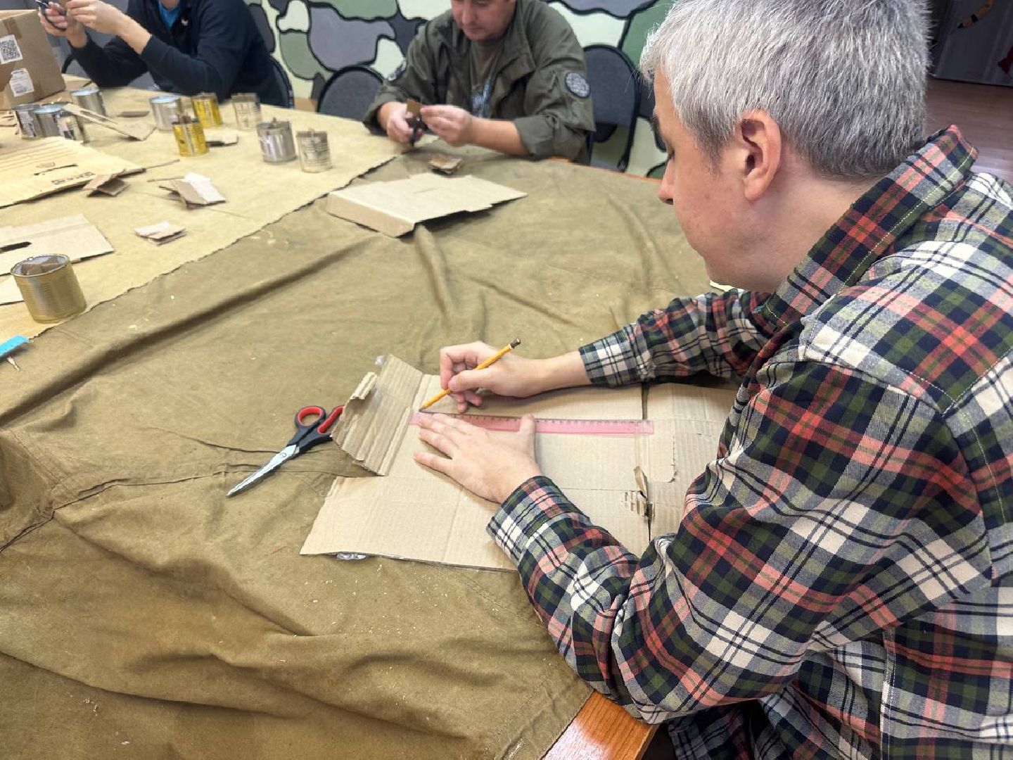 окопные свечи, поддержка бойцов сво, волонтеры,