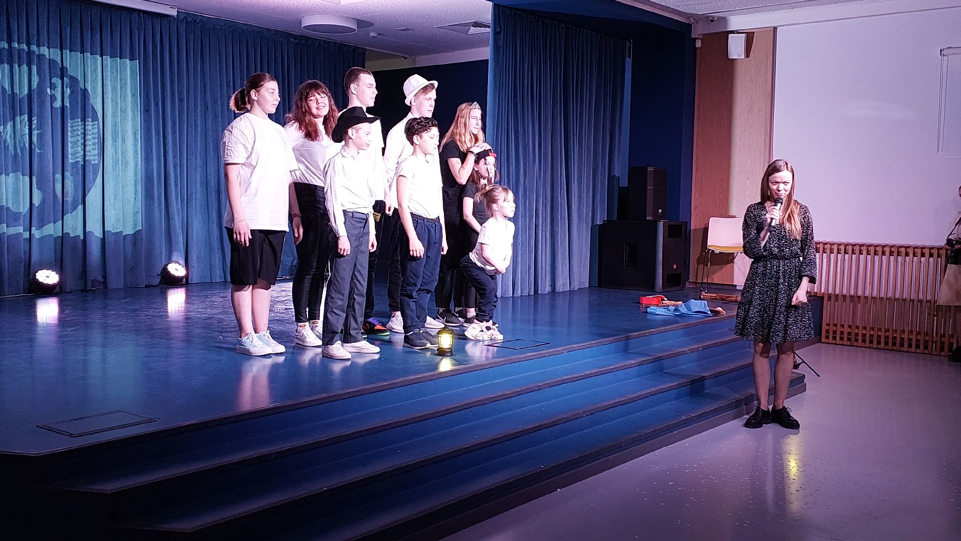 дети, школа абсолют, серпухов, дети с овз, театр, спектакль,