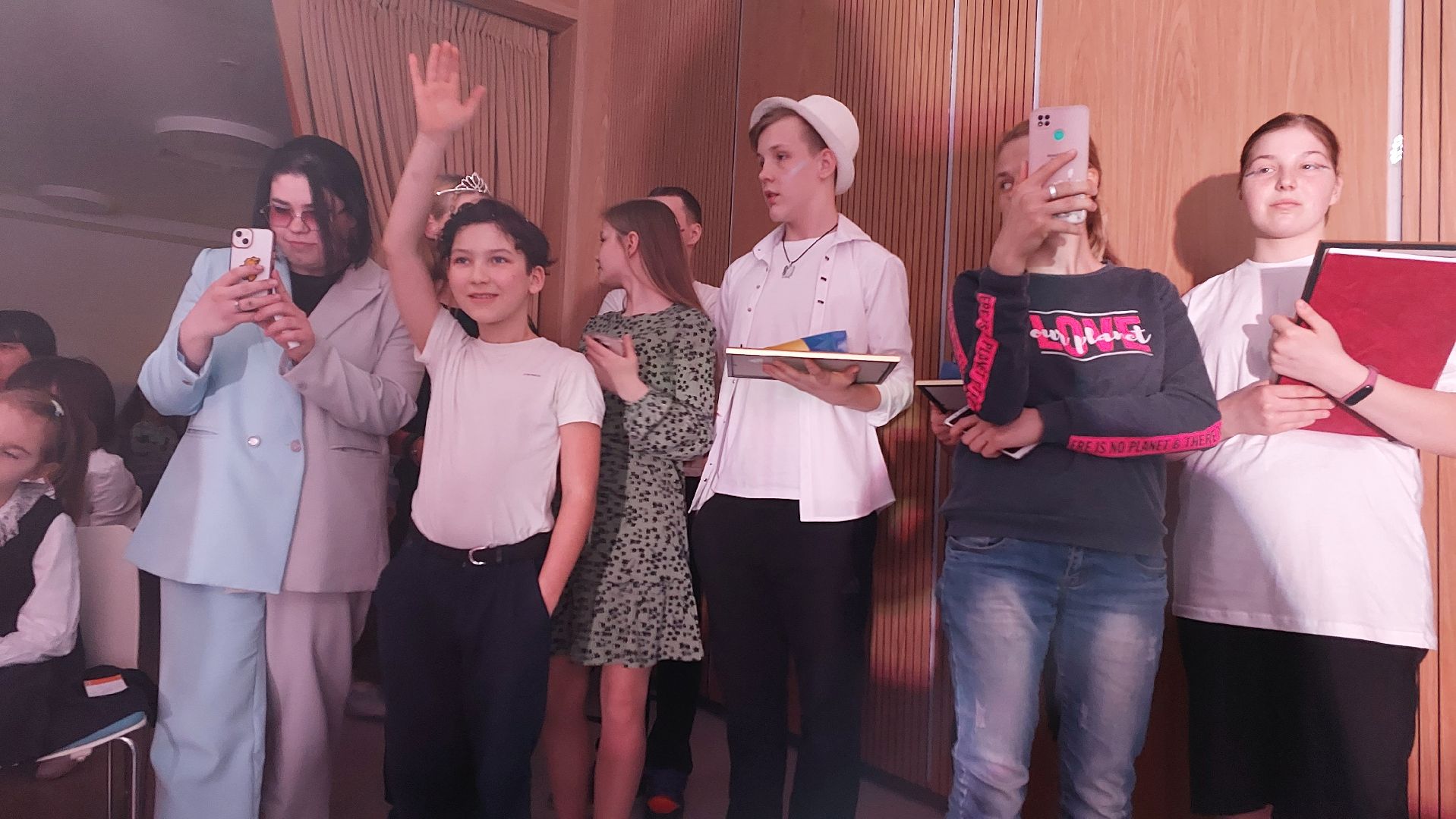 дети, серпухов, школа абсолют, дети с овз, юлия пересильд, космос,