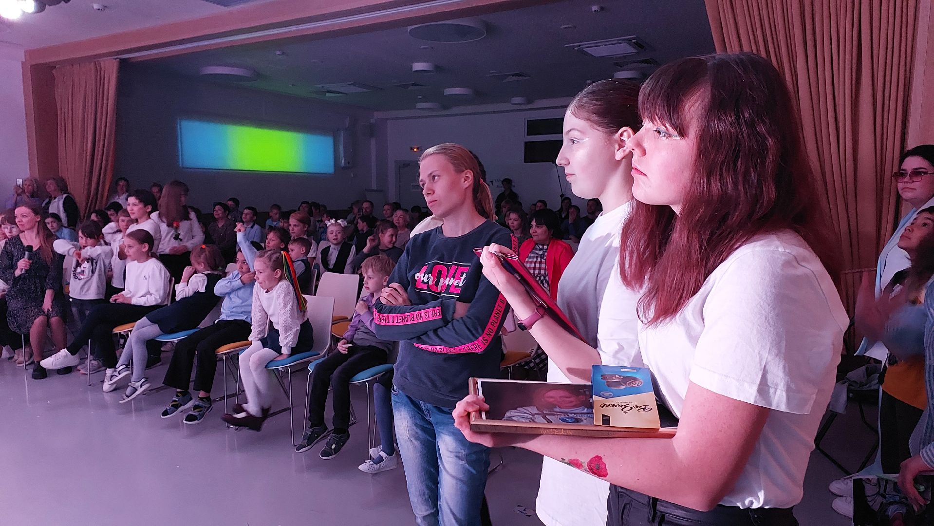 дети, серпухов, школа абсолют, дети с овз, юлия пересильд, космос,