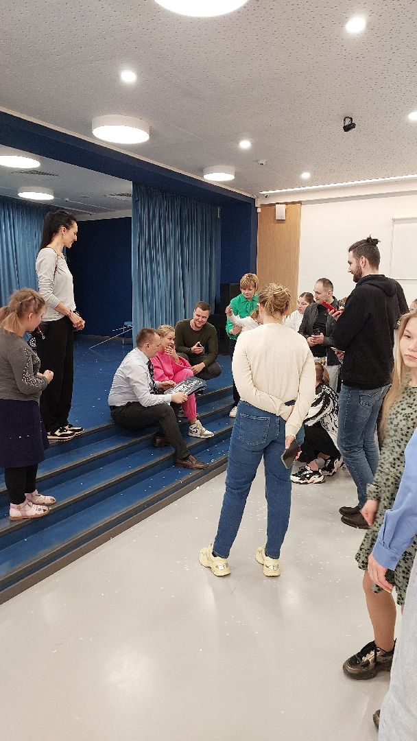 дети, серпухов, школа абсолют, дети с овз, юлия пересильд, космос,