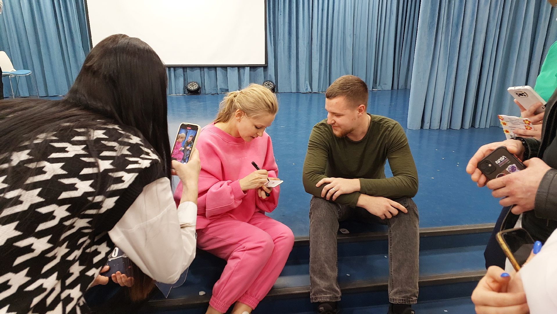 дети, серпухов, школа абсолют, дети с овз, юлия пересильд, космос,