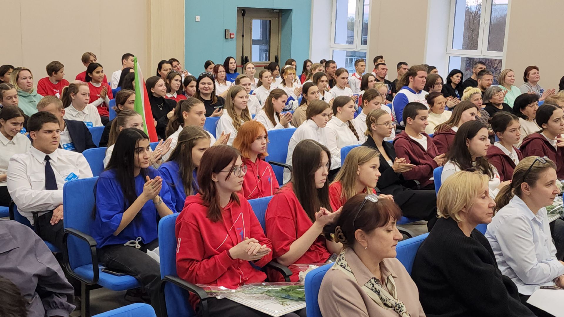 волонтеры, корги отряд, день добровольца московской области, Лосино-Петровский,