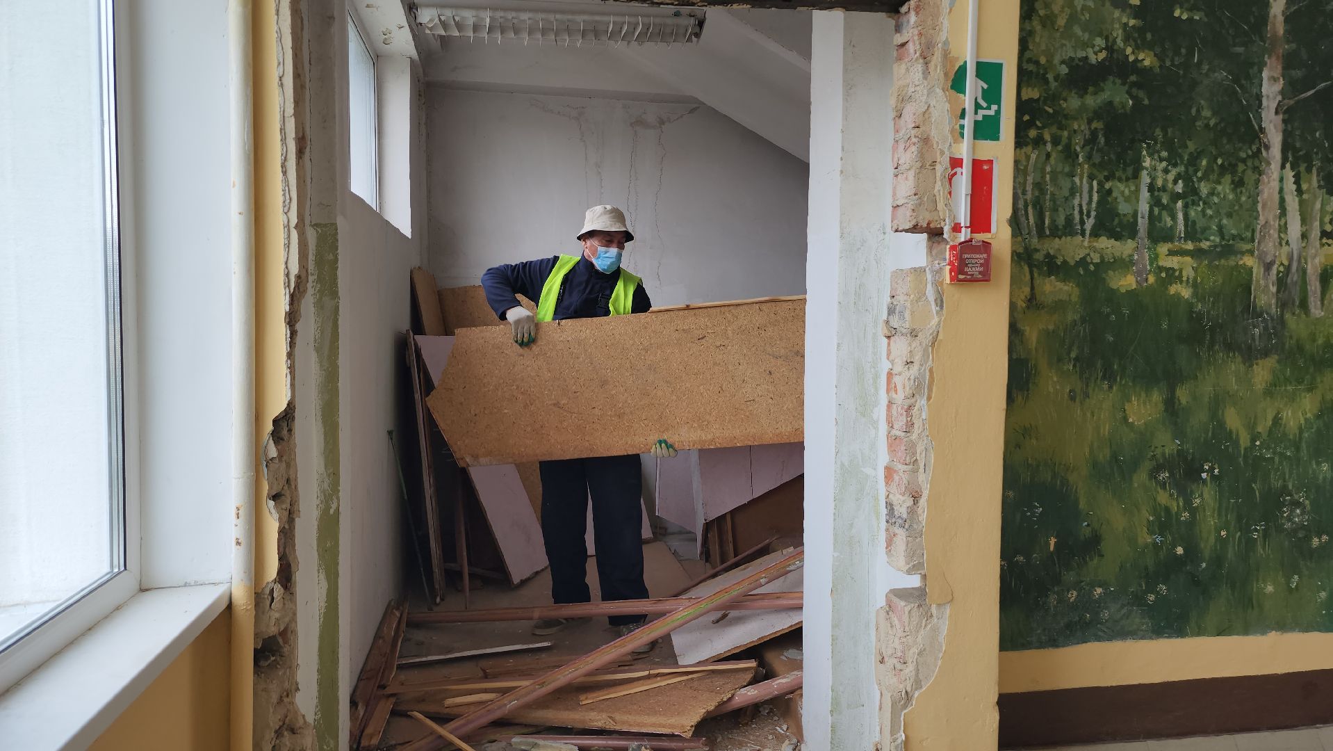 серпухов, ремонт школы, улица советская, образование, демонтаж,