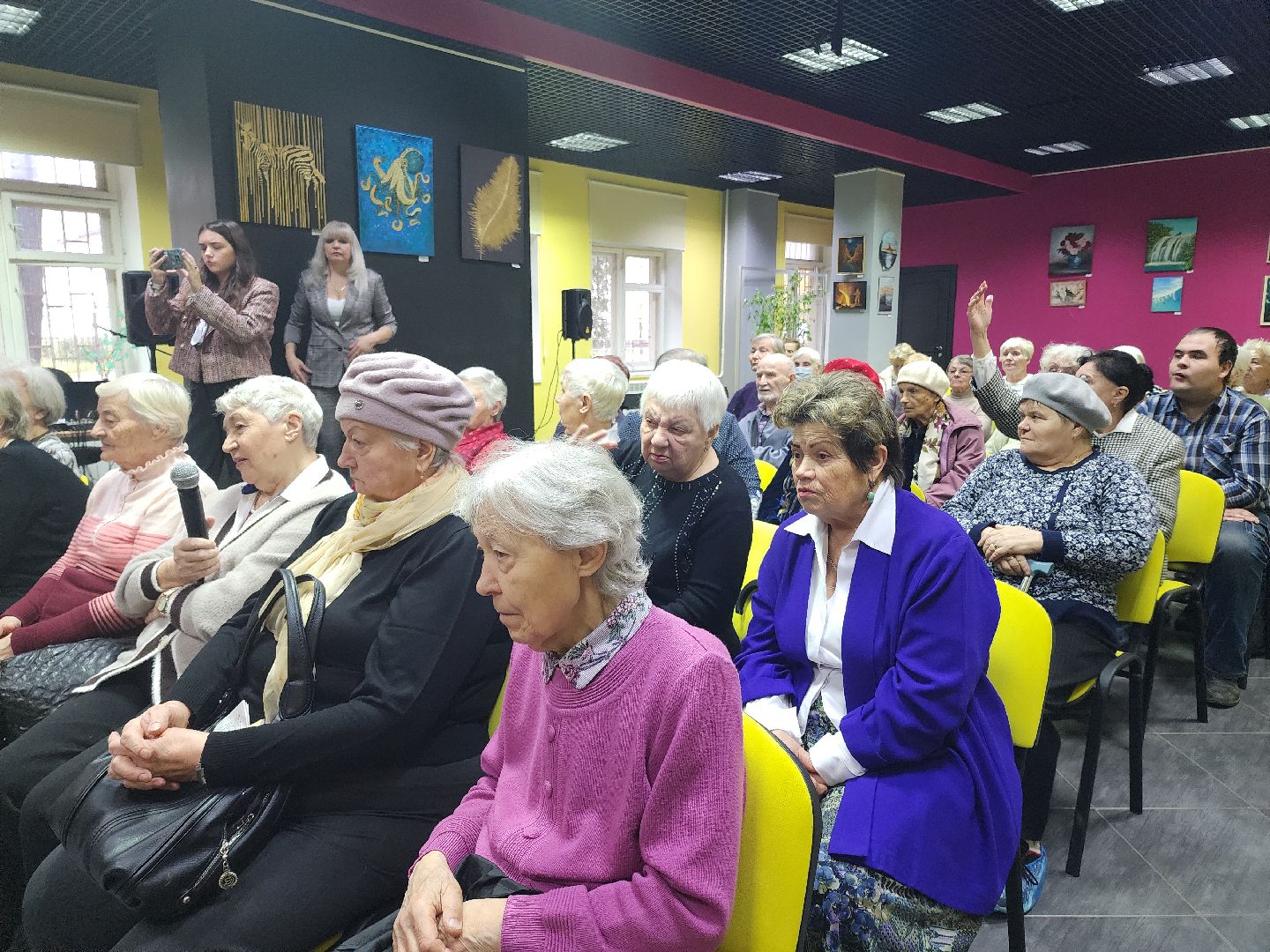 встреча с жителями, больница, главный врач, активное долголетие,