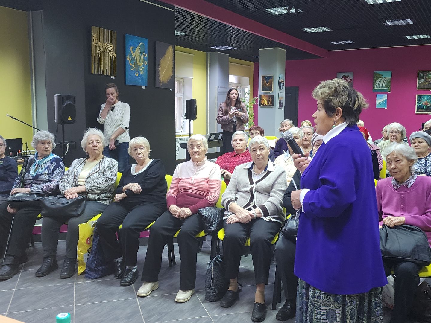 встреча с жителями, больница, главный врач, активное долголетие,