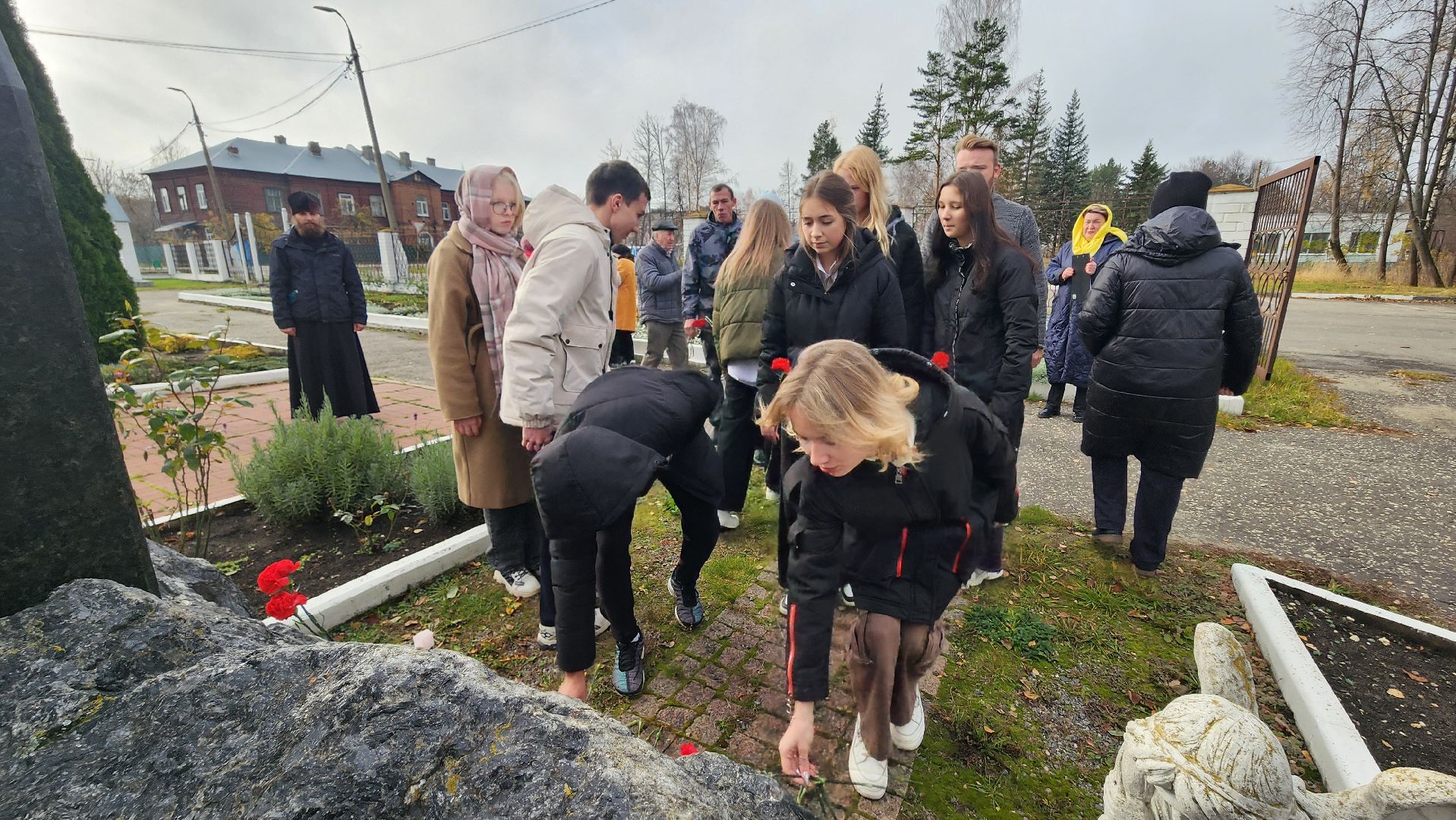 день памяти жертв политических репрессий, митинг, Рошаль, городской округ Шатура,