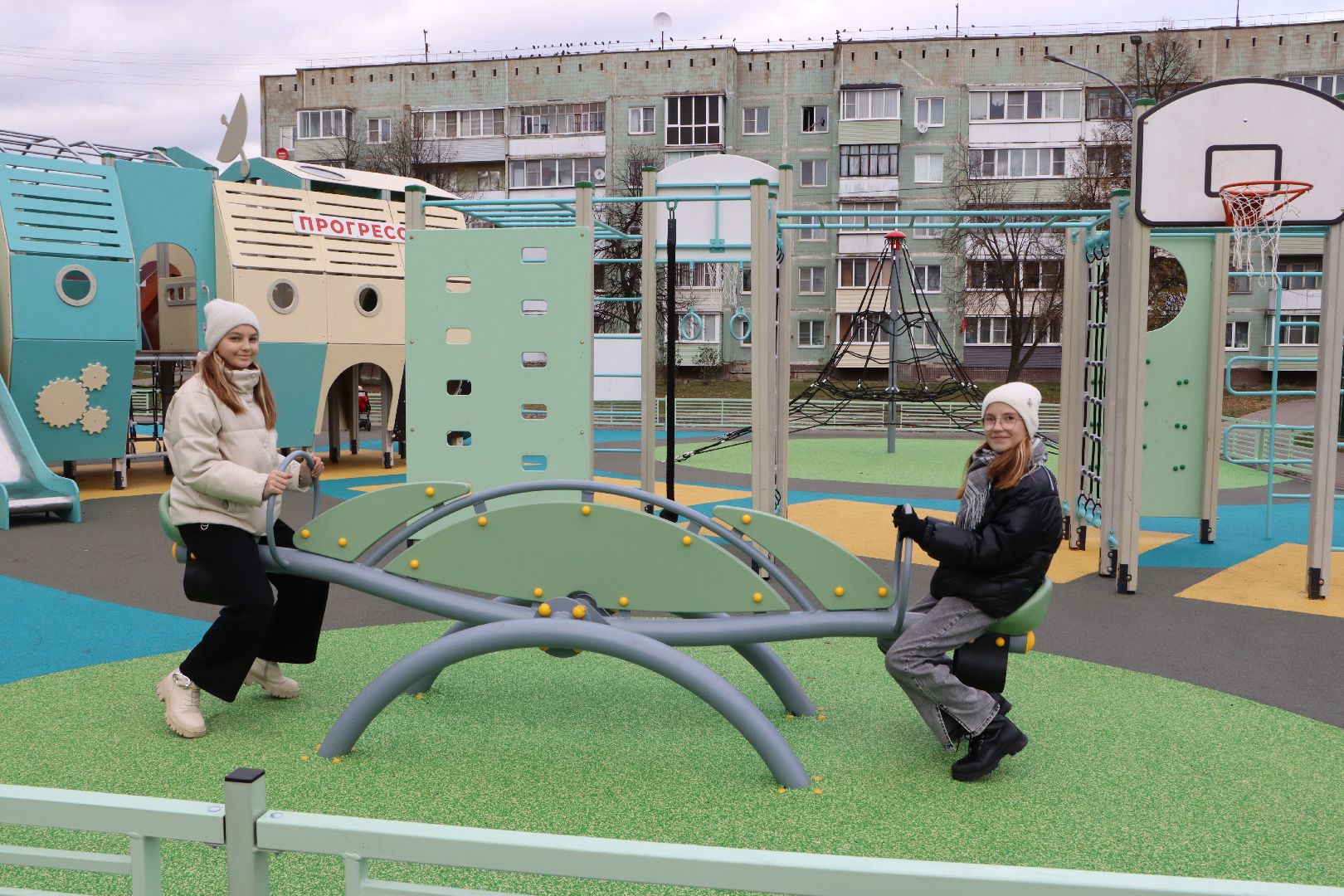 ДИП, Серебряные Пруды, благоустройство, детска игровая площадка, вертикалки,