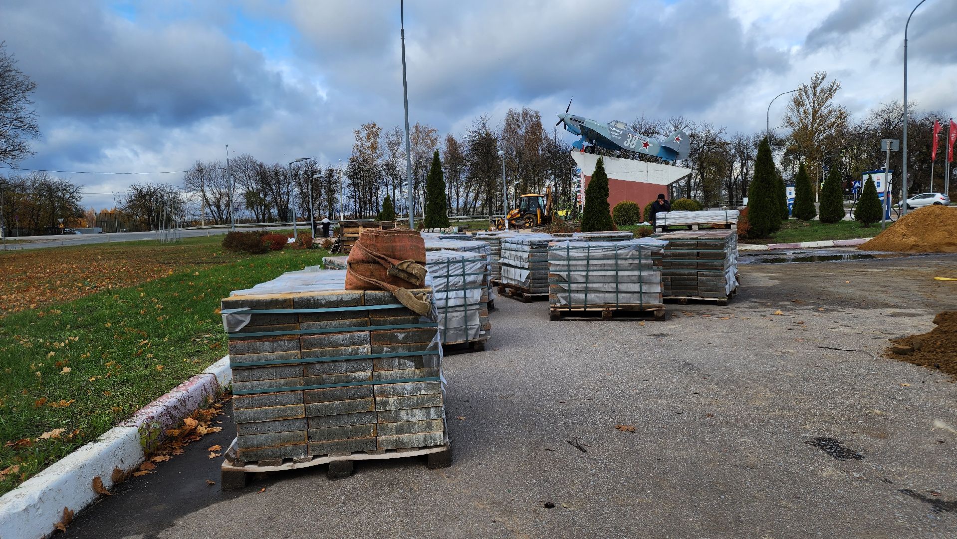 кашира, благоустройство, каширский школьник, памятник вов,