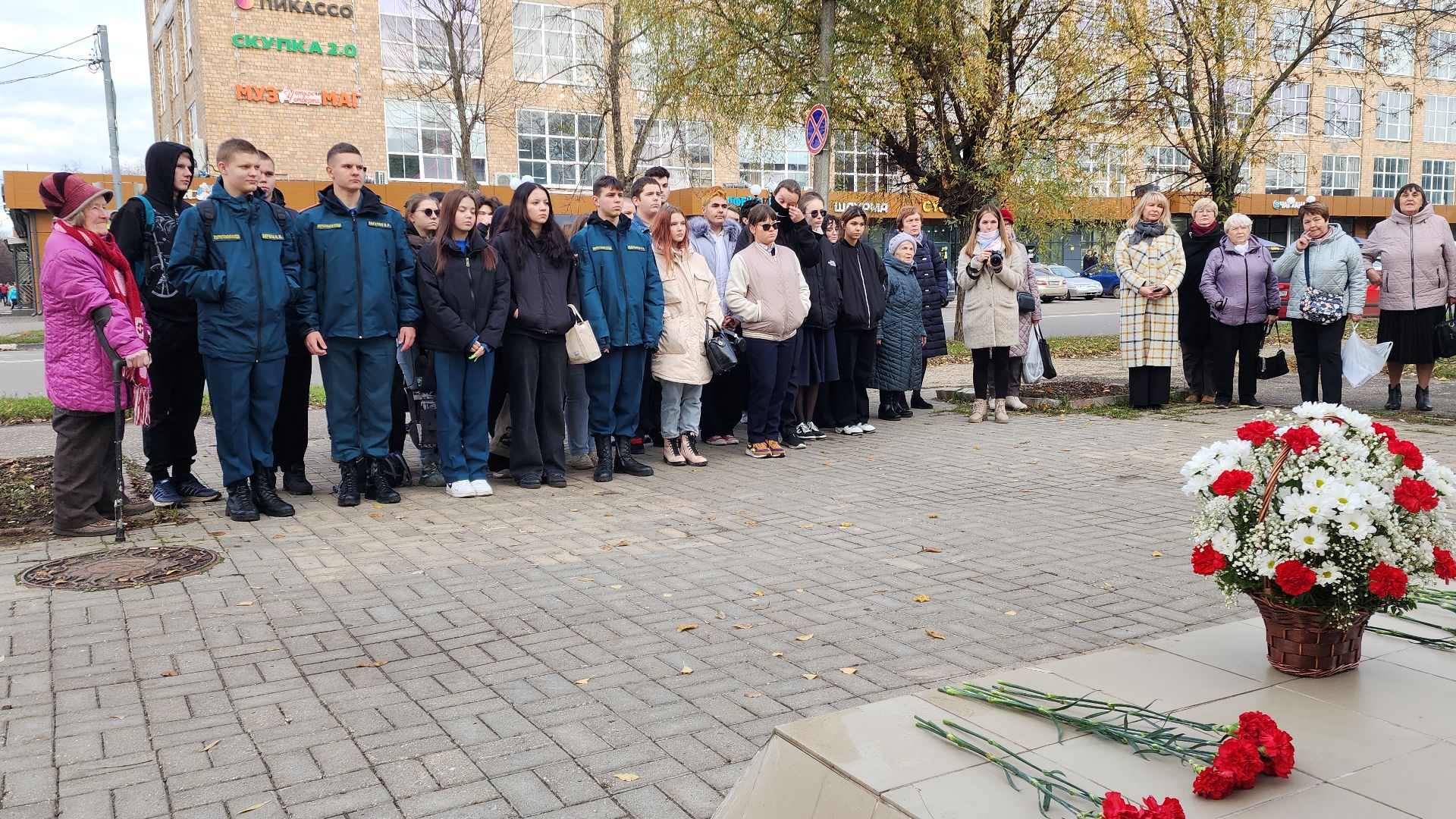 электросталь, день памяти, день памяти жертв политических репрессий, жители города, жители электростали, памятник жертвам репрессий,
