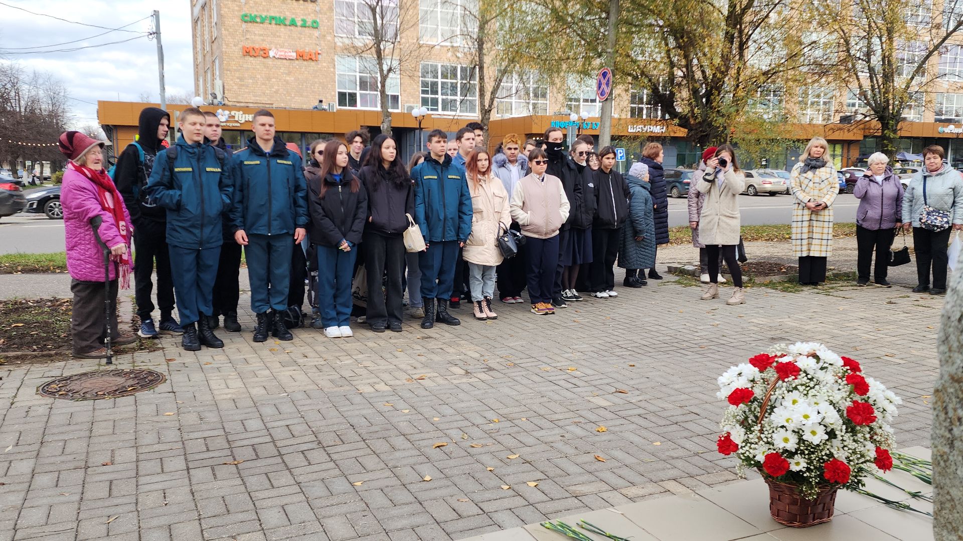 электросталь, день памяти, день памяти жертв политических репрессий, жители города, жители электростали, памятник жертвам репрессий,