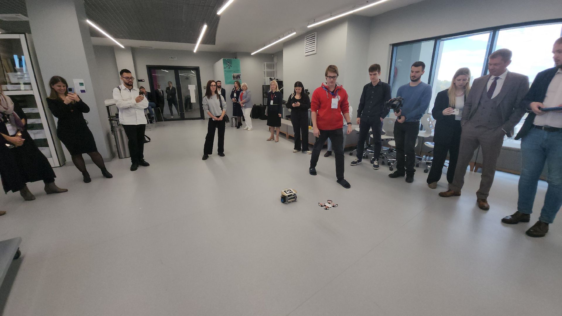 долгопрудный, физтех-лицей, технопарк физтех-лицея, детские лаборатории, марсоход, квадрокоптер, дроны,