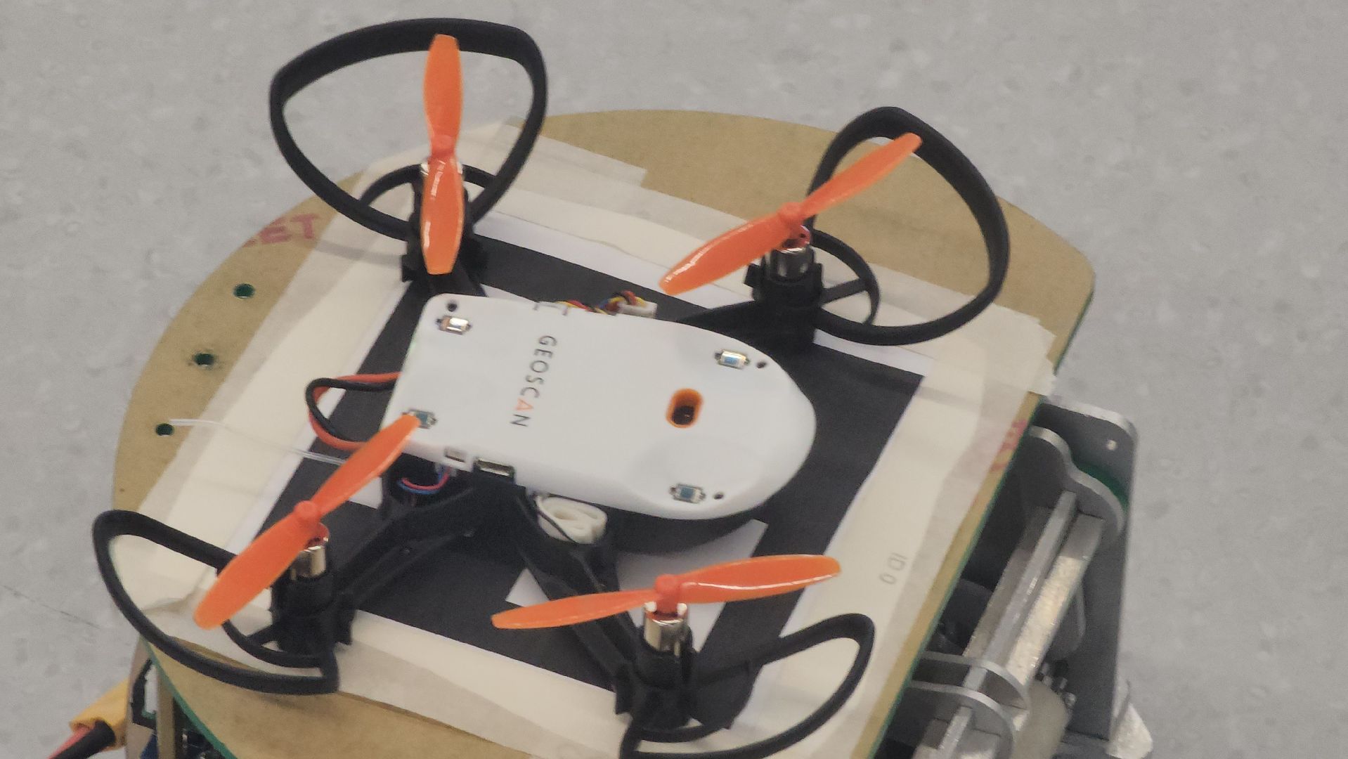 долгопрудный, физтех-лицей, технопарк физтех-лицея, детские лаборатории, марсоход, квадрокоптер, дроны,