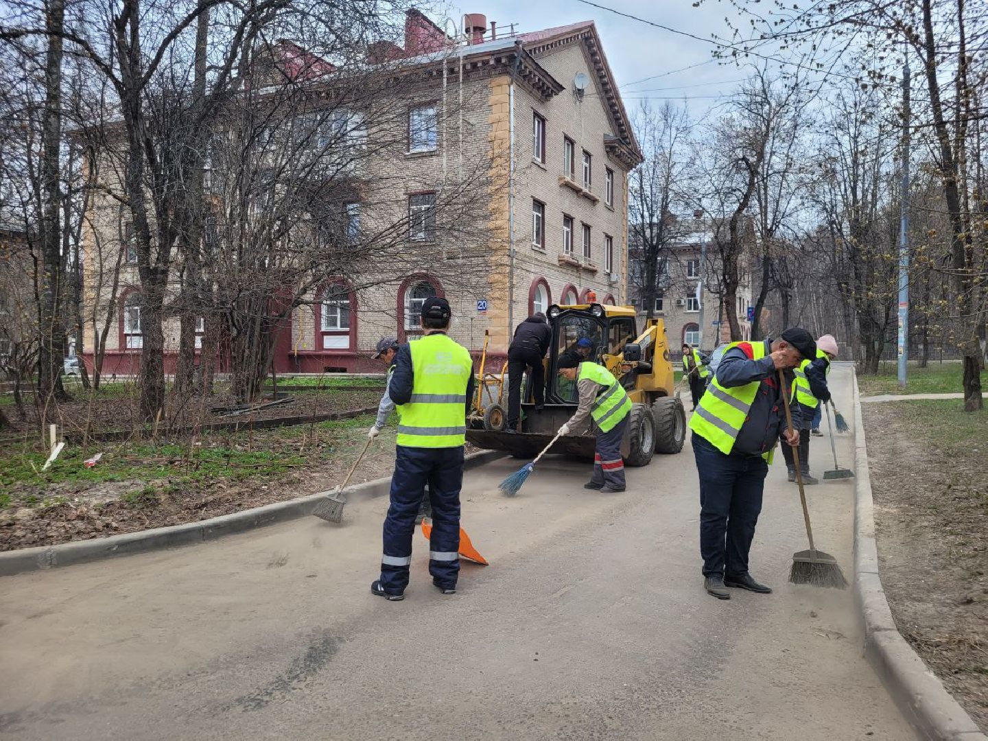 благоустройство, мойка, лавочки, скамейки, уборки