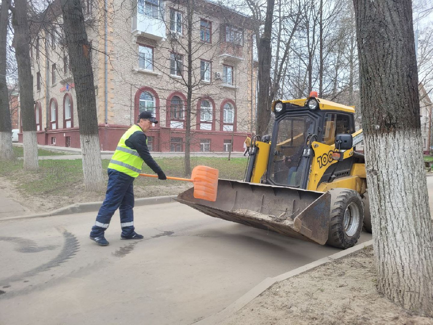 благоустройство, мойка, лавочки, скамейки, уборки