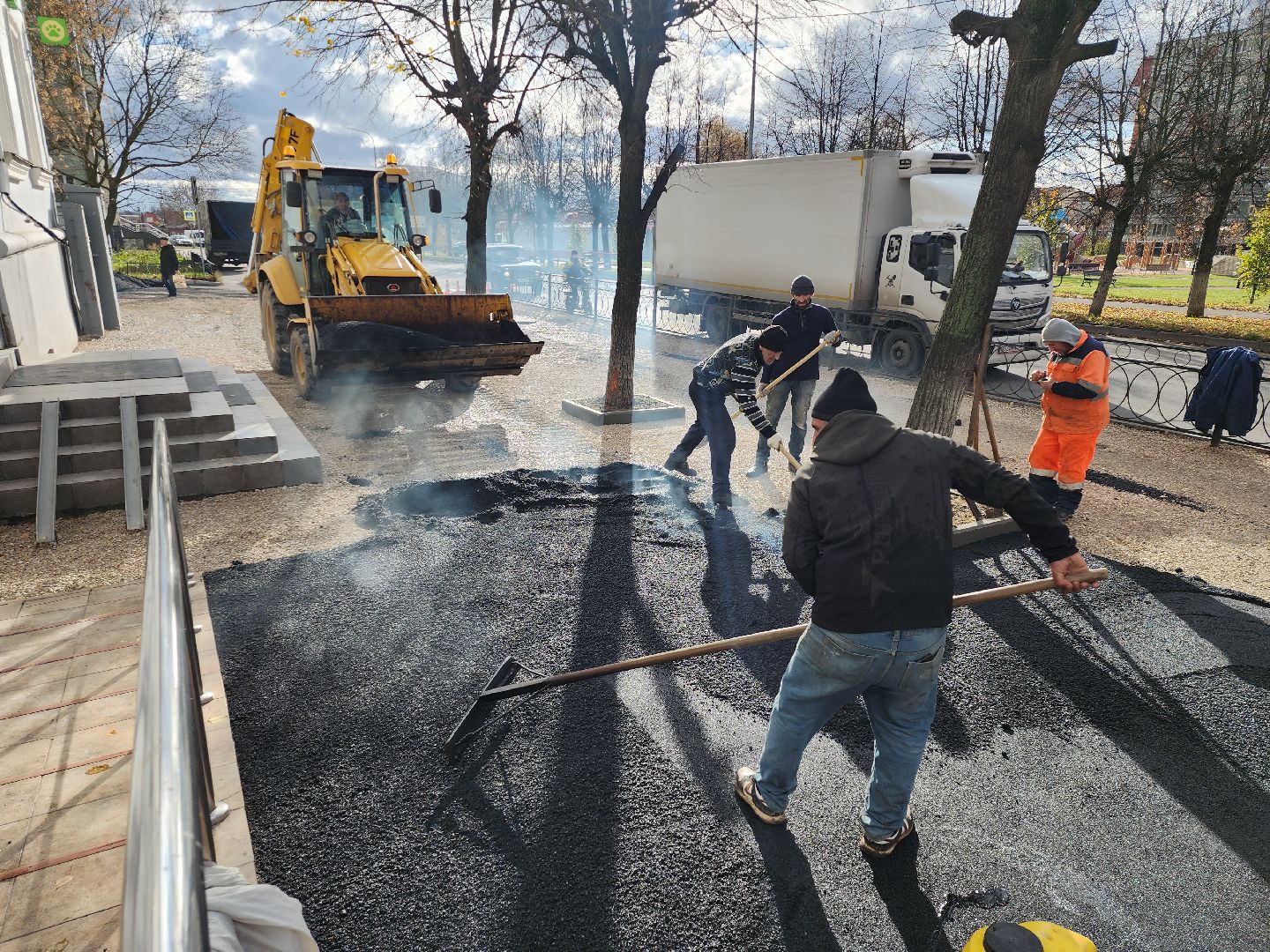 серпухов, подмосковье, благоустройство, укладка асфальта, проезд Мишина, вертикалки,