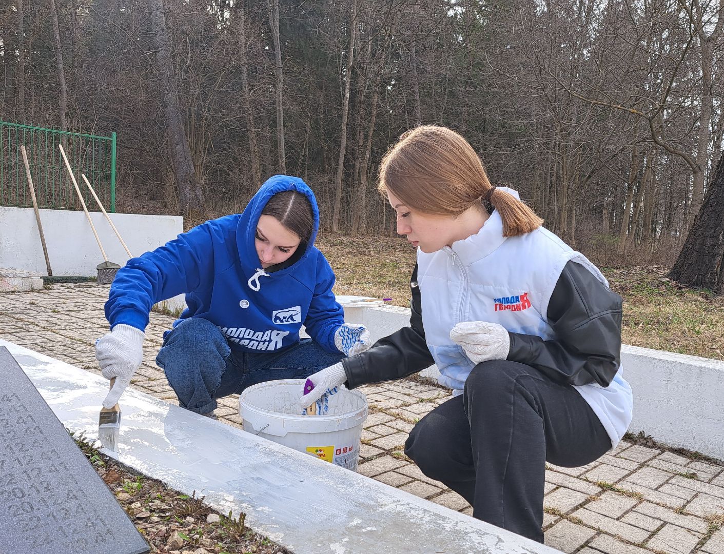 Молодая гвардия, Памятники, Благоустройство, Субботник, Уборка, Акция