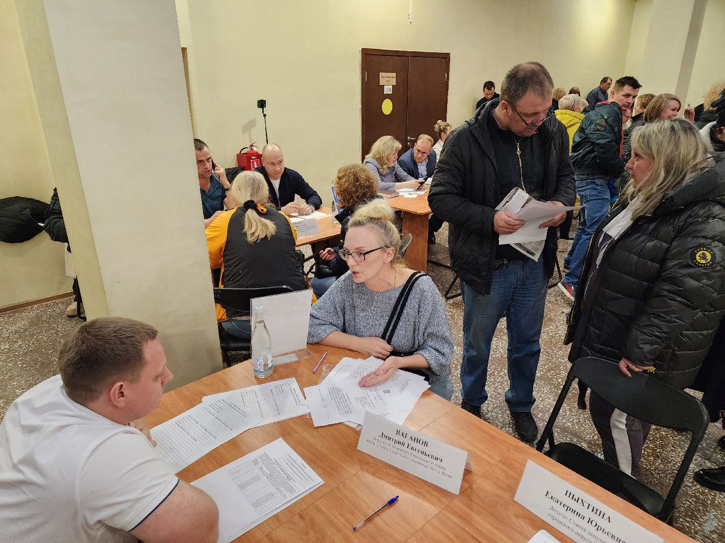 Чехов, село Дубна, выездная администрация, встреча с жителями, обращения граждан, обустройство дороги, освещение, проезд, глава округа михаил собакин,