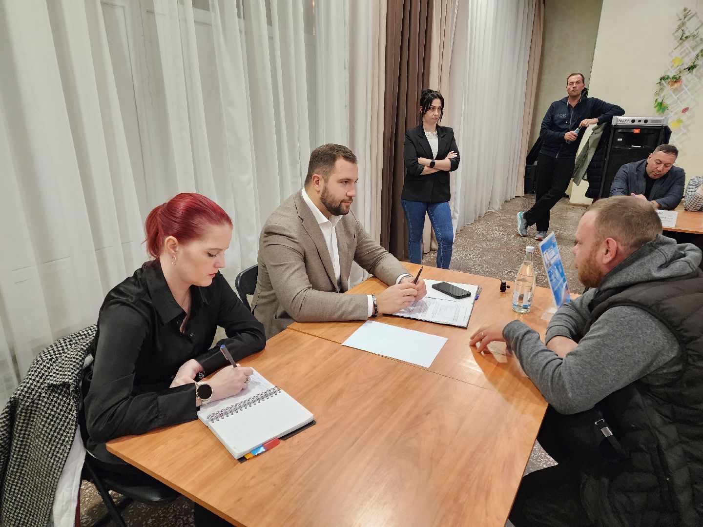 Чехов, село Дубна, выездная администрация, встреча с жителями, обращения граждан, обустройство дороги, освещение, проезд, глава округа михаил собакин,