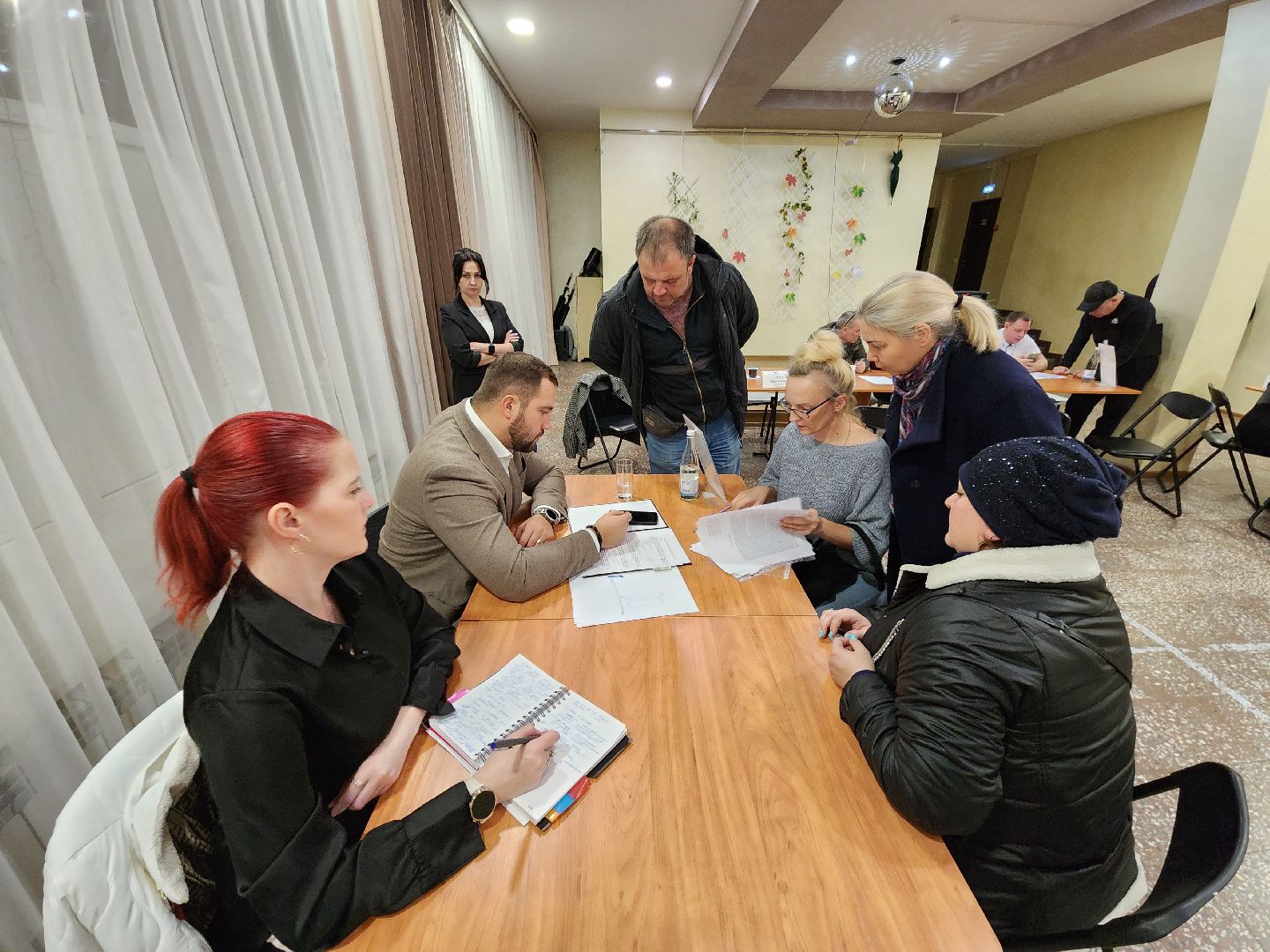 Чехов, село Дубна, выездная администрация, встреча с жителями, обращения граждан, обустройство дороги, освещение, проезд, глава округа михаил собакин,