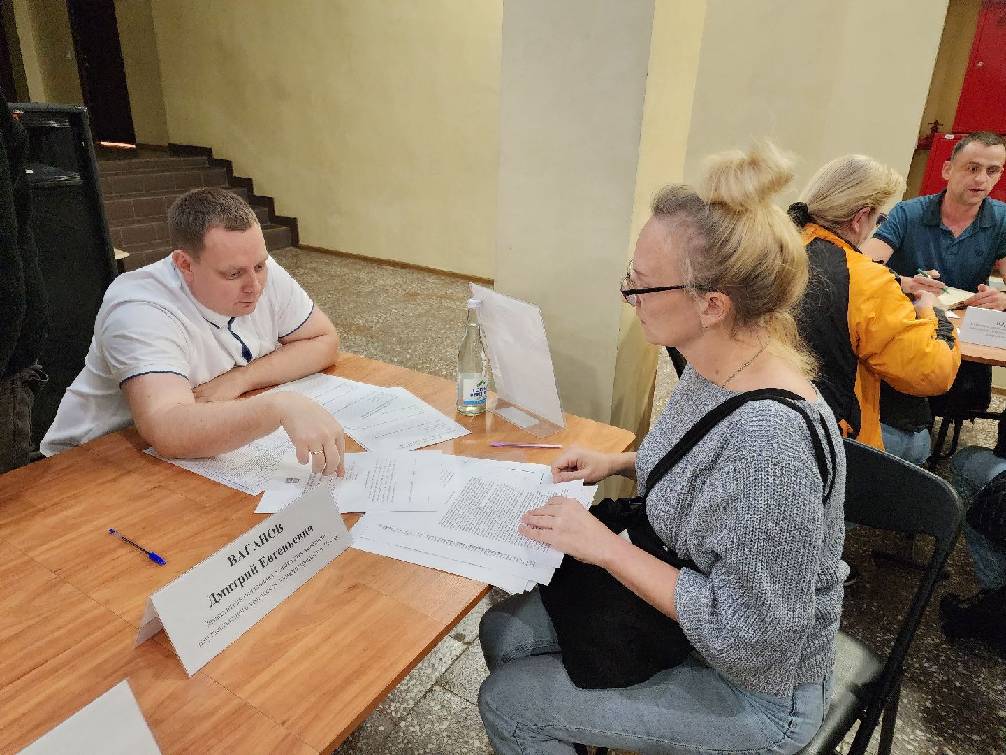 Чехов, село Дубна, выездная администрация, встреча с жителями, обращения граждан, обустройство дороги, освещение, проезд, глава округа михаил собакин,