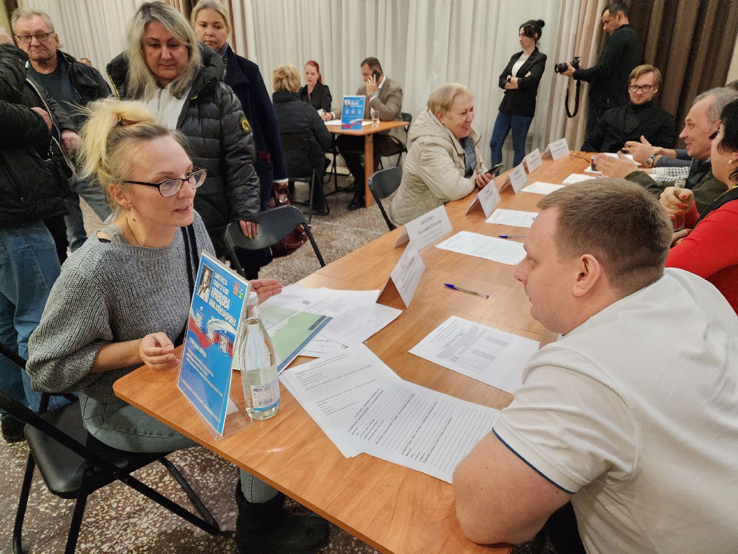 Чехов, село Дубна, выездная администрация, встреча с жителями, обращения граждан, обустройство дороги, освещение, проезд, глава округа михаил собакин,