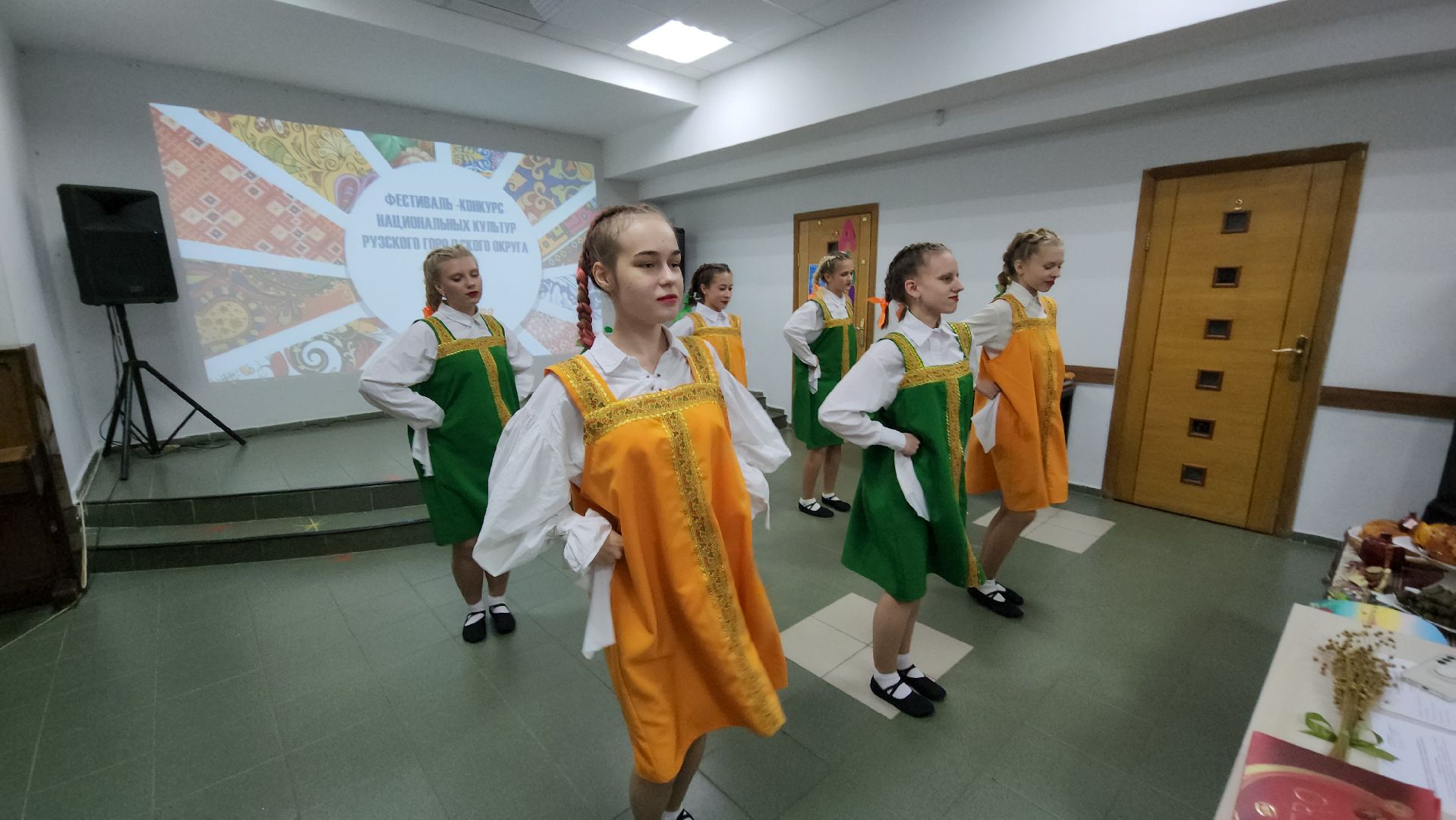 день народного единства, молодежный центр, фестиваль, Конкурс, Руза, рузский городской округ, московская область, вертикалки,