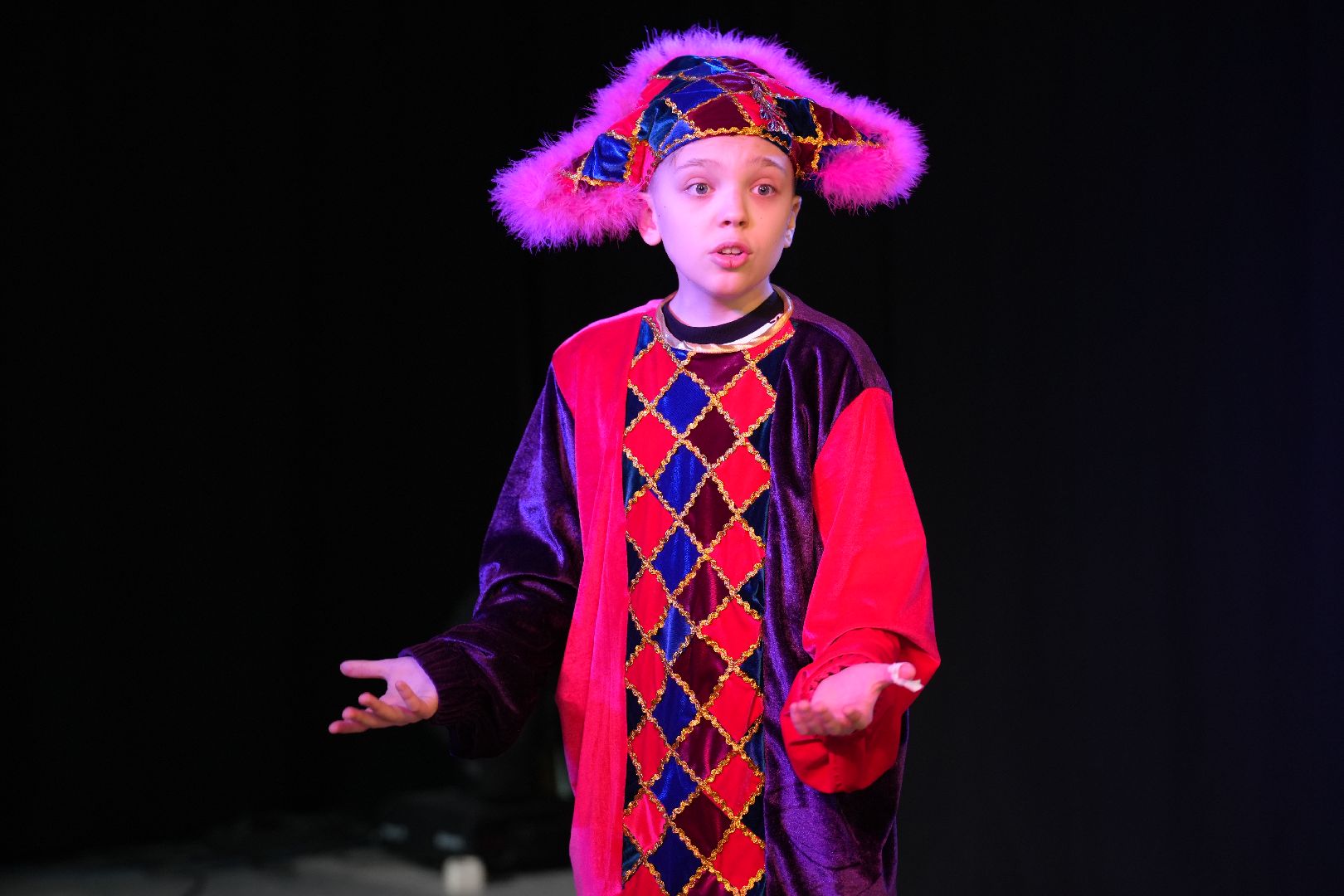 благотворительность, спектакль, Много детства, ДК