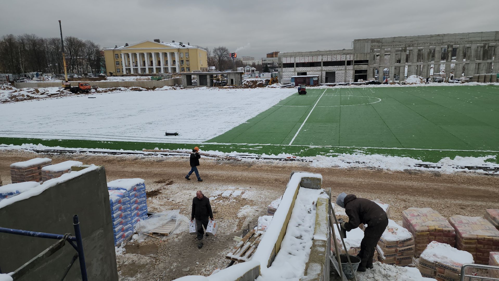 стадион торпедо, люберцы, строители, футбольное поле,