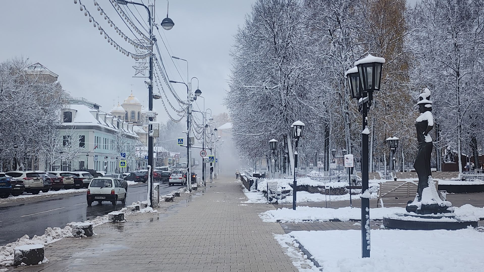 Звенигород, уборка городских территорий, жкх,Вертикалка, вертикальное видео, Снег, Уборка снега, Первый снег, Коммунальщики,