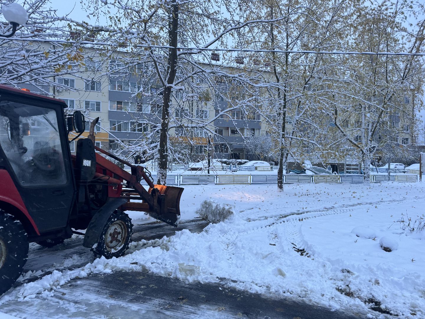 снег, очистка снега, коммунальная служба, коммунальная техника, вертикалки
