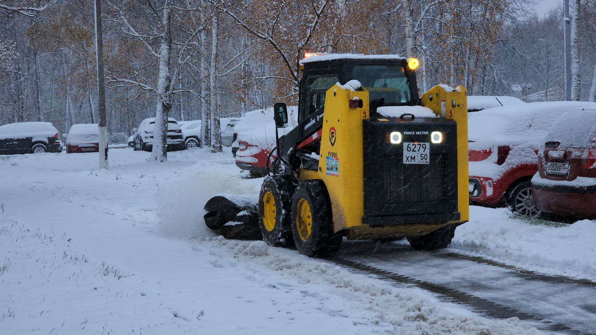 ступино, первый снег, уборка первого снега, вертикалка,