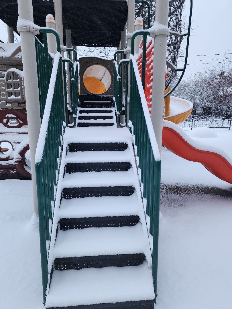 электросталь, первый снег, жкх, уборка снега, коммунальщики, коммунальные службы, коммунальные службы готовы к зиме, снегоуборочная техника, снегоуборочные машины, вертикалки