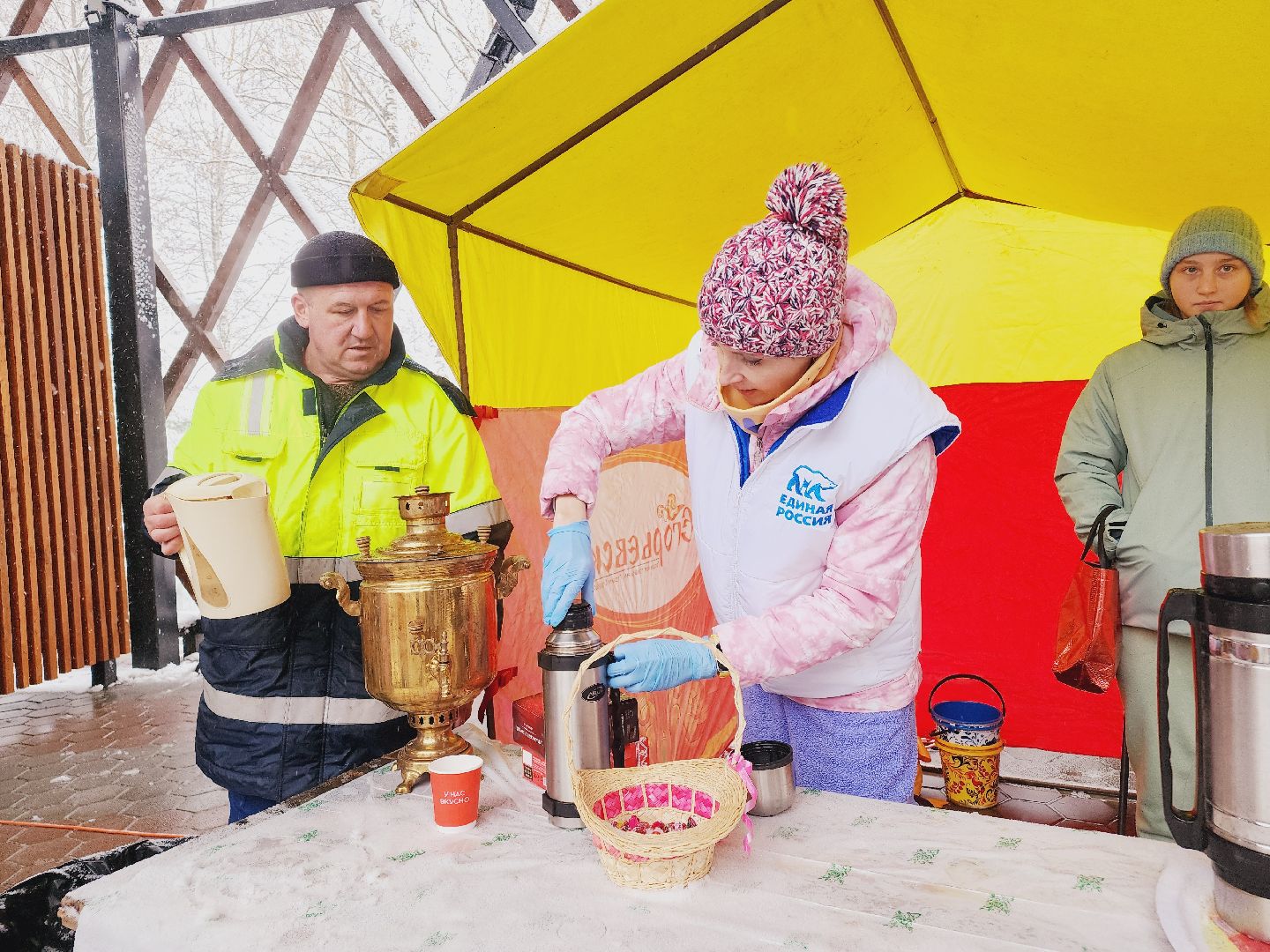 Егорьевск, Подмосковье, Московская область, день народного единства, 4 ноября, парк 200 лет егорьевску,вертикалка, вертикальное видео,